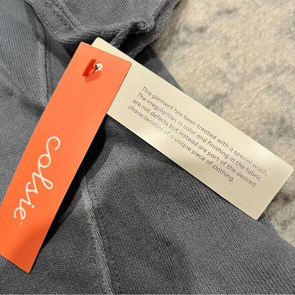 NWT Colsie Gray Oversized Short Sleeve Sweatshirt Size XS - Picture 5 of 7